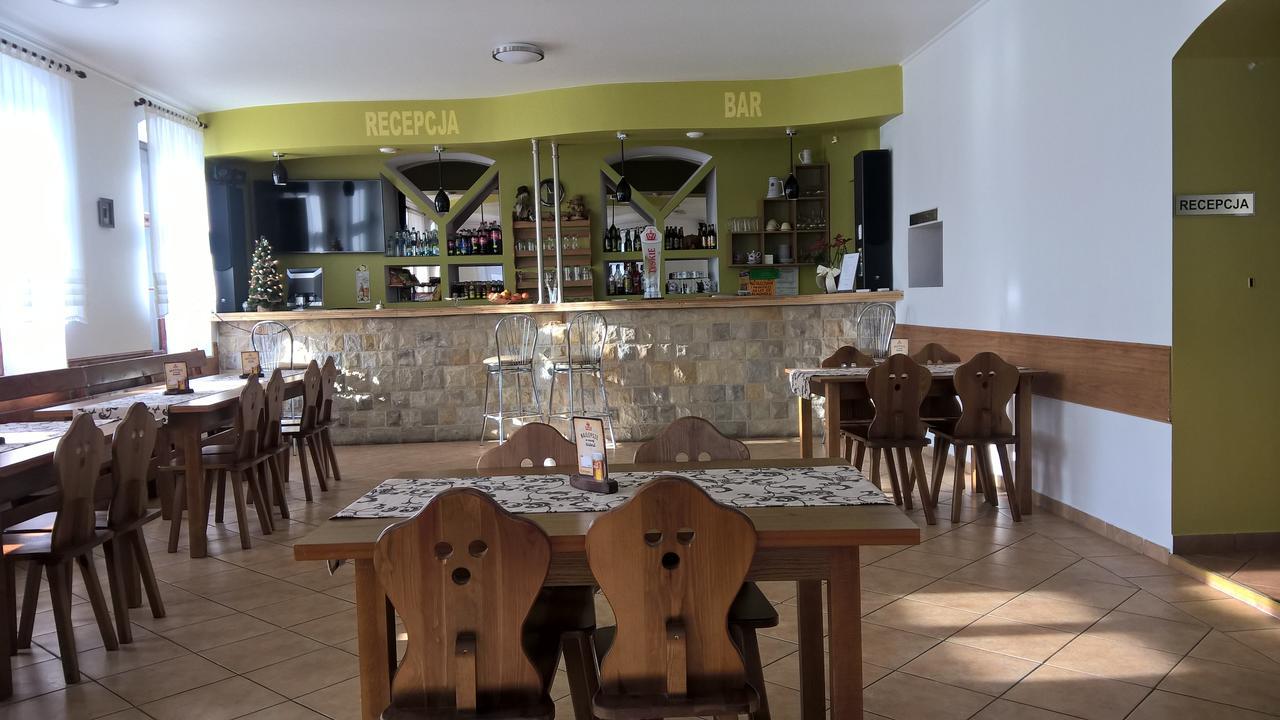 Gosciniec Solan Hotel Jeleniow Exterior photo